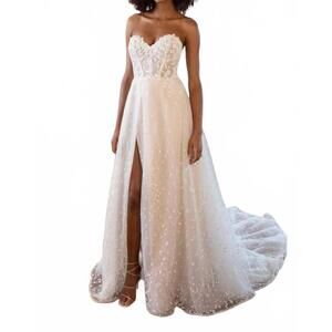 NEW ALL WHO WANDER tinly gown in shades of ivory
